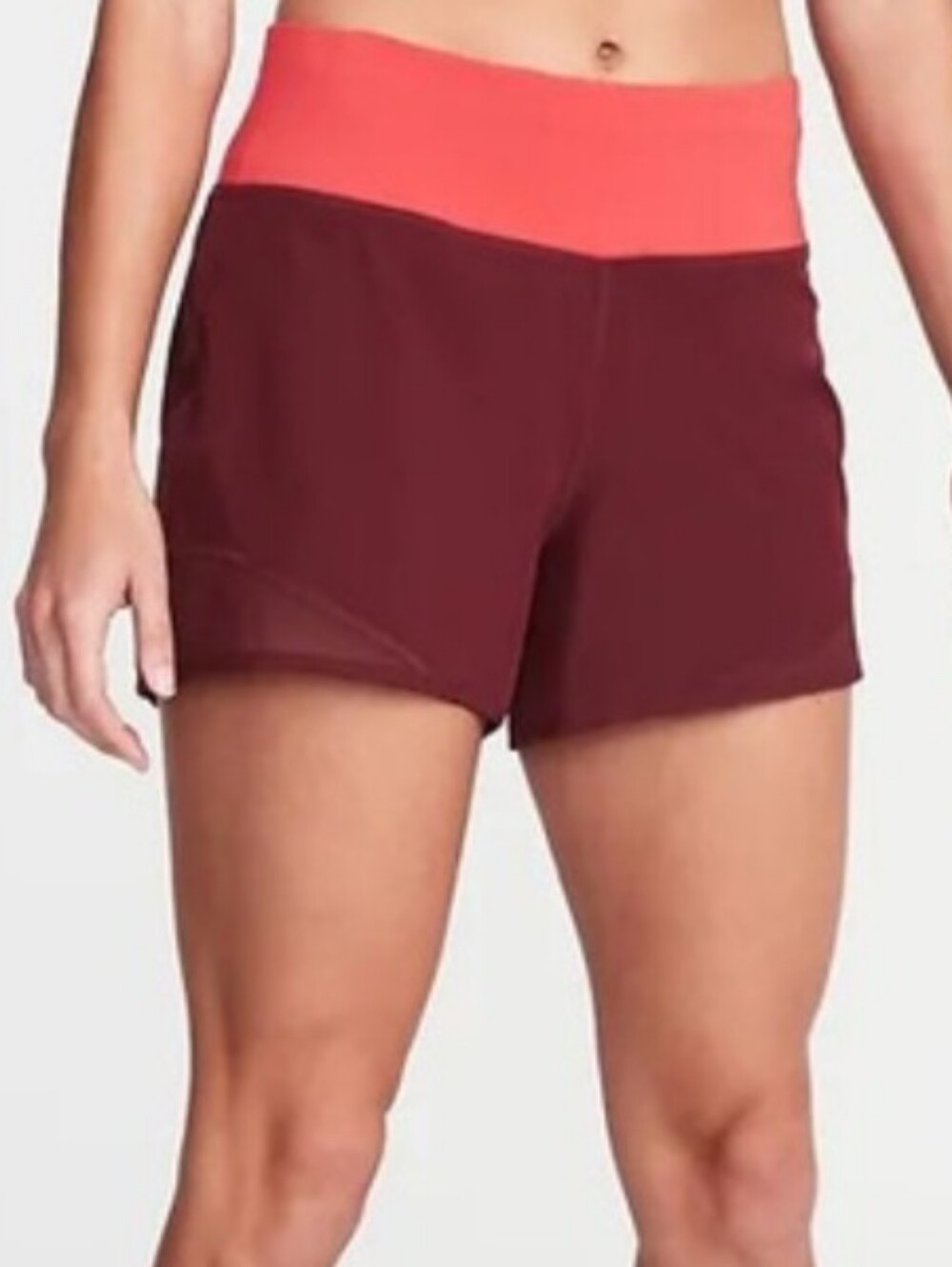 Old Navy Mid-Rise 4-Way Stretch Mesh-Trim Run Shorts Smooth Waistband - Size M